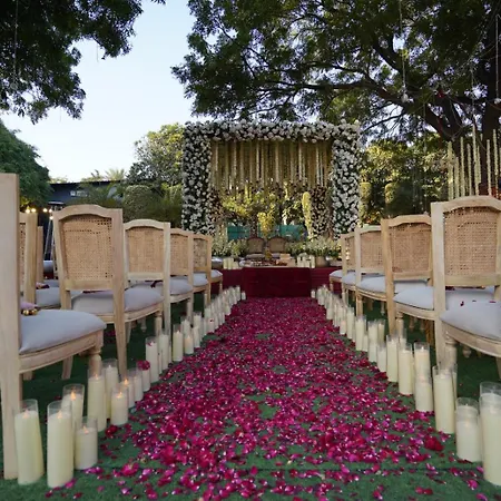 Bel-La Monde Hotel Nh8 At 6Km From Igi Airport Delhi-2